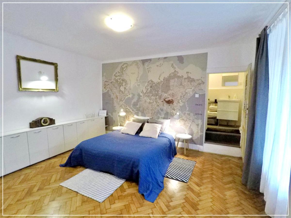 Fifty Shades Of Travel Apartman Brassó Kültér fotó