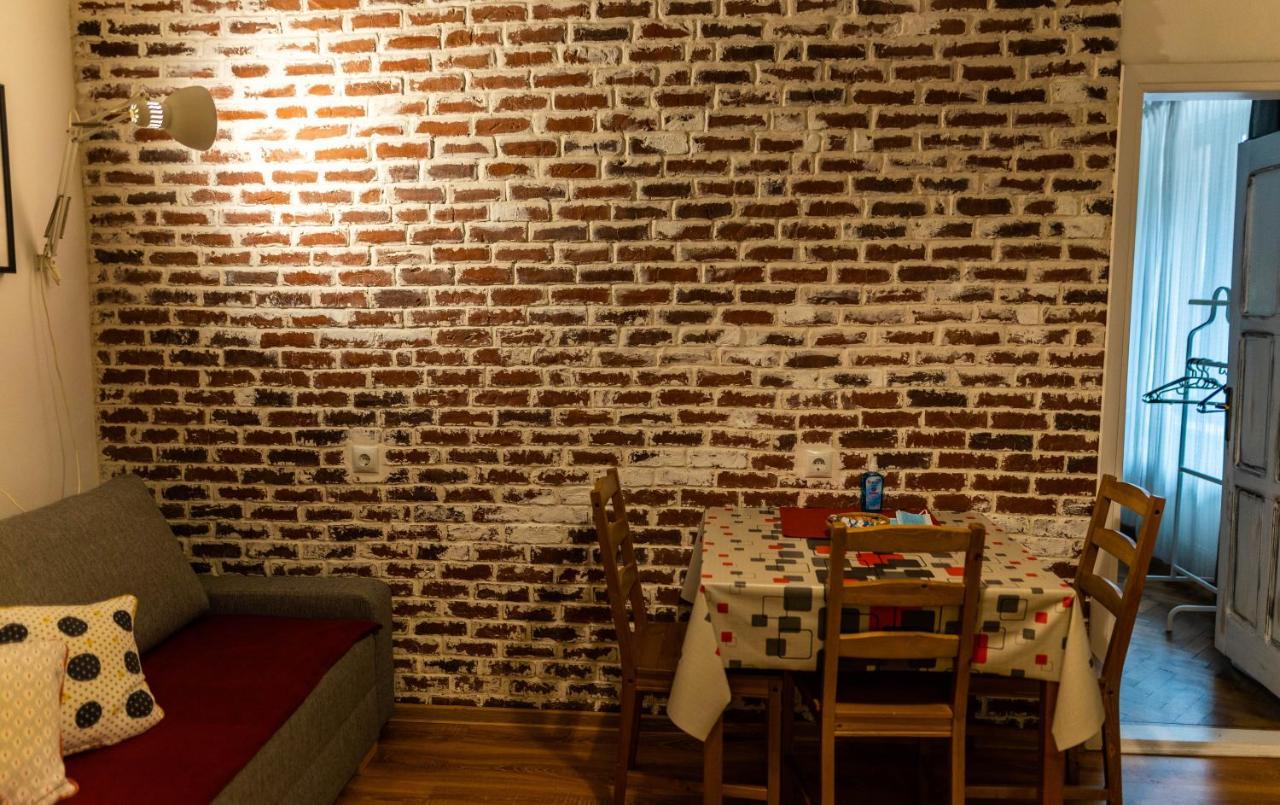 Fifty Shades Of Travel Apartman Brassó Kültér fotó