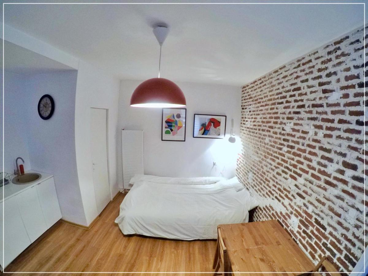 Fifty Shades Of Travel Apartman Brassó Kültér fotó
