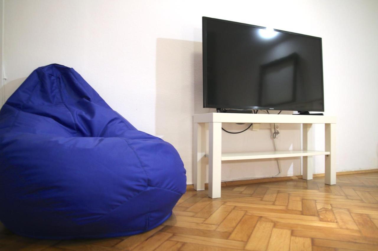 Fifty Shades Of Travel Apartman Brassó Kültér fotó